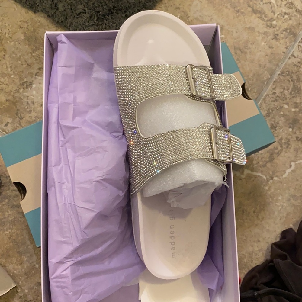 Never worn